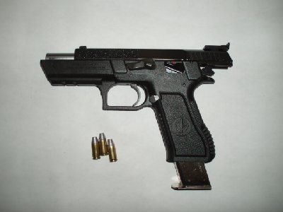 Jericho 941 FL 9 luger.JPG