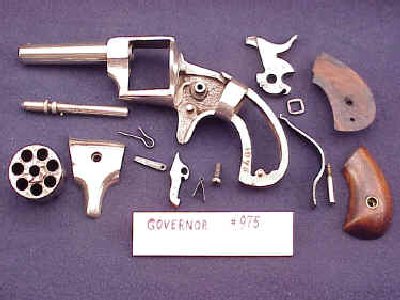 Governor_975_Revolver_1_c.jpg