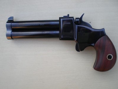 F4 Derringer Great Gun .36 v delce 3 p.JPG