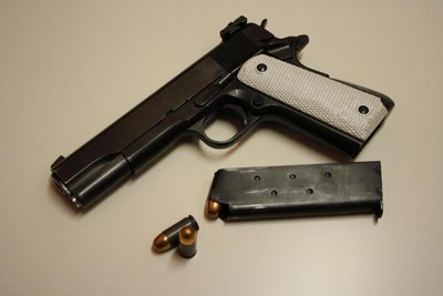 gun 1.JPG