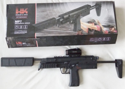 hk mp7.jpg