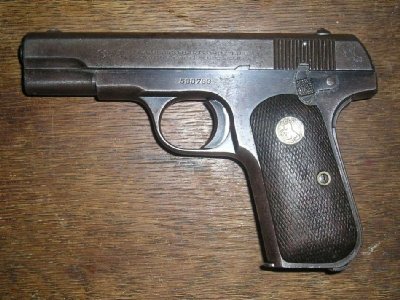 Colt pocket L.JPG