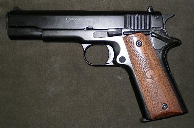 pistole - 22LR Chiappa1911 Italy 7200Kč 50%.JPG